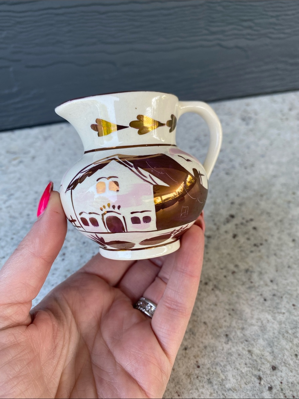 Old Castle creamer